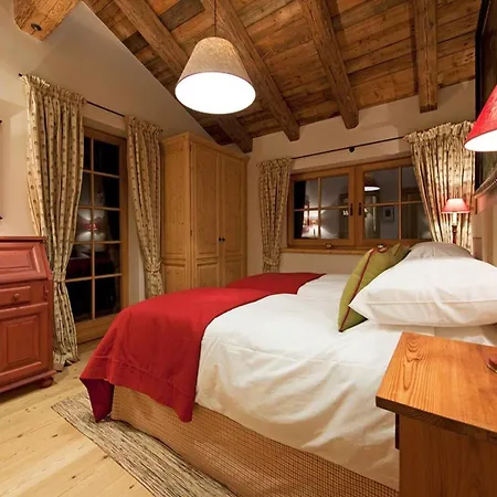 別荘 Stube Architecture Lens 8th Century Tyrolean サンクト・アントン・アム・アールベルク